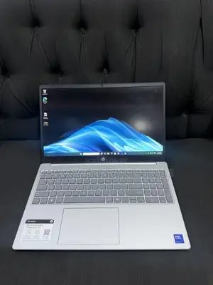 Laptop HP 15 16GB Intel Core Ultra 7 SSD 512GB