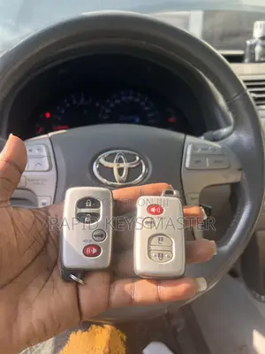 Auto Locksmith/Car Key Programming