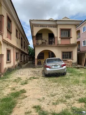 2bdrm House in Igando for sale
