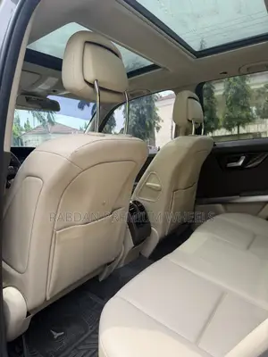 Mercedes-Benz GLK-Class 350 4MATIC 2014 Gray