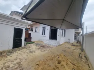 Studio Apartment in Chevy View  Estate, Chevron for rent