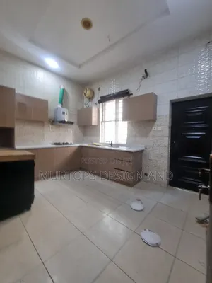 Studio Apartment in Chevy View  Estate, Chevron for rent