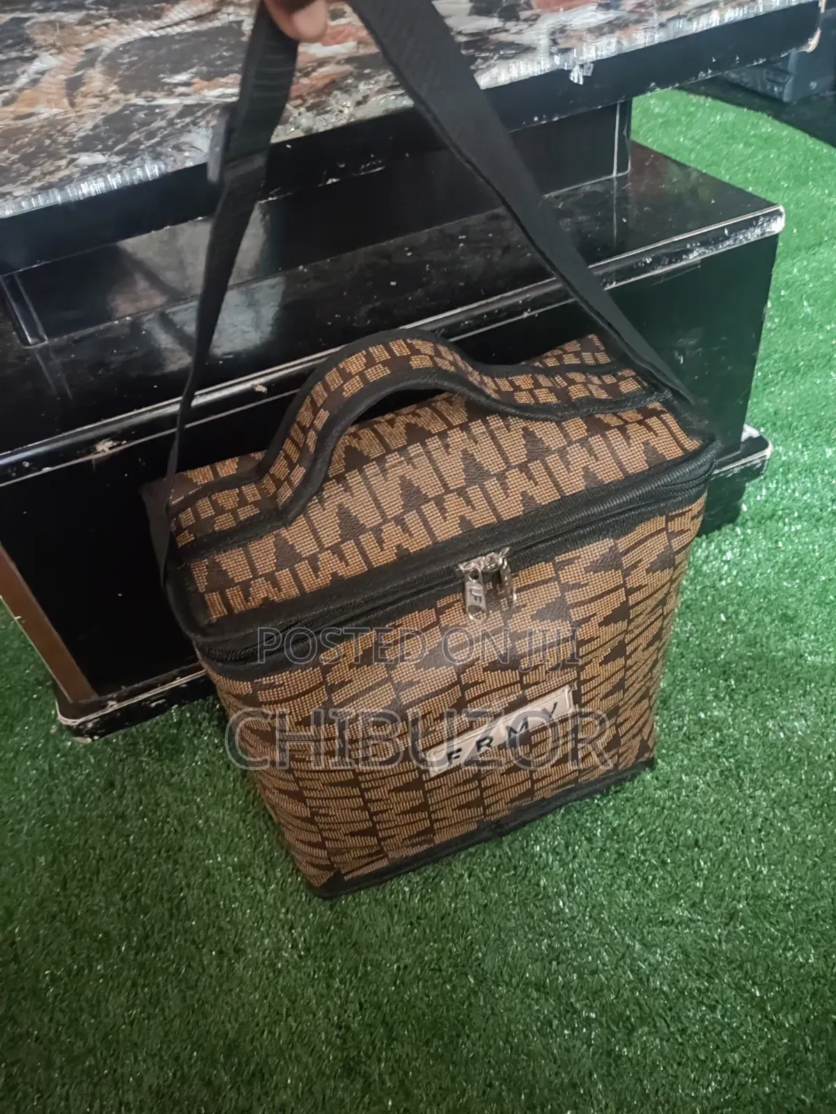 Lunch Bag With Phedave
