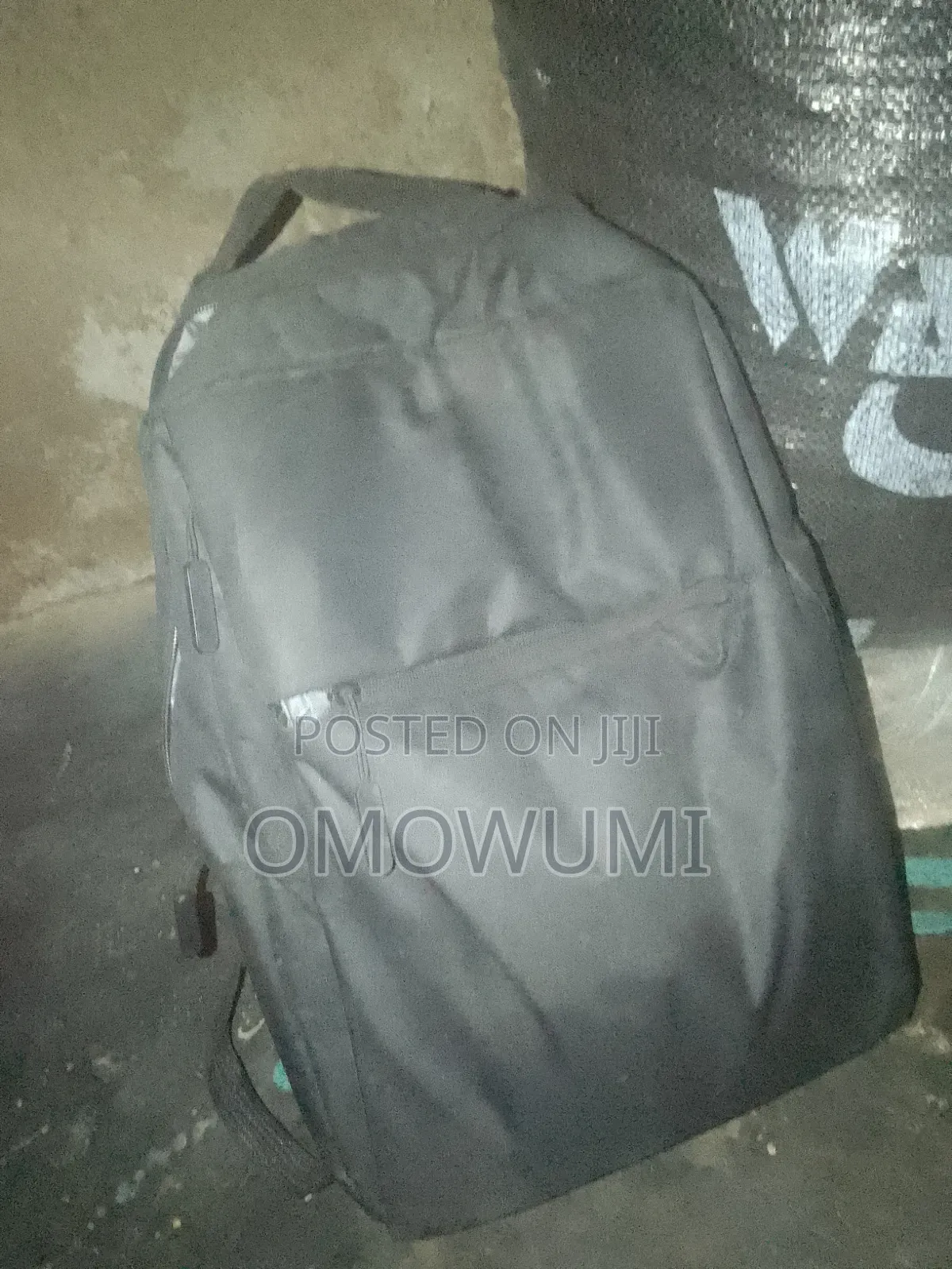 School Bag - Clean Like New