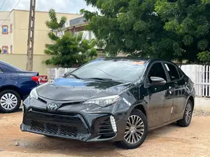 Toyota Corolla 2015 Black