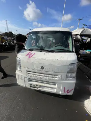 Suzuki Every 2012 White