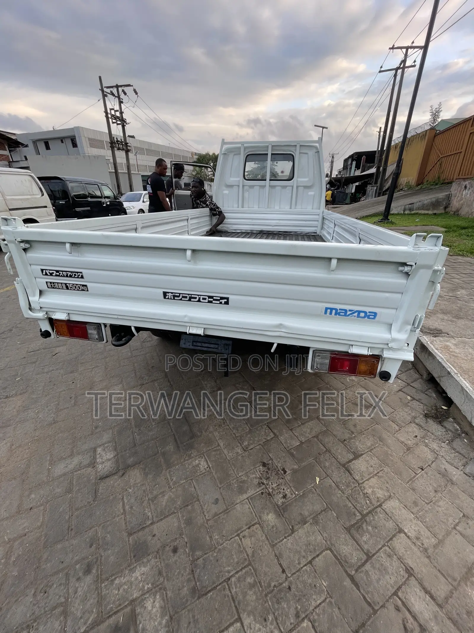 Mazda Bongo 2010 White