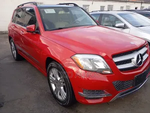 Mercedes-Benz GLK-Class Base GLK 350 4dr AWD 4MATIC (3.5L 6cyl 7A) 2015