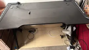 Large Gaming Desk / Computer Table – LED RGB Gaming Table