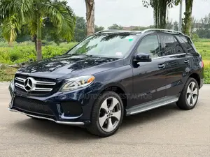 Mercedes-Benz GLE-Class GLE 350 2019 Blue