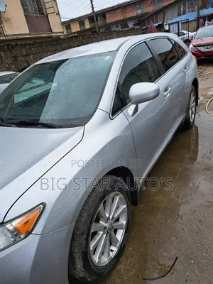Toyota Venza 2011 Silver