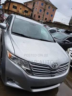 Toyota Venza 2011 Silver