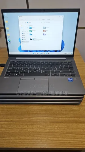 Laptop HP ZBook Firefly G8 16GB Intel Core i7 SSD 512GB