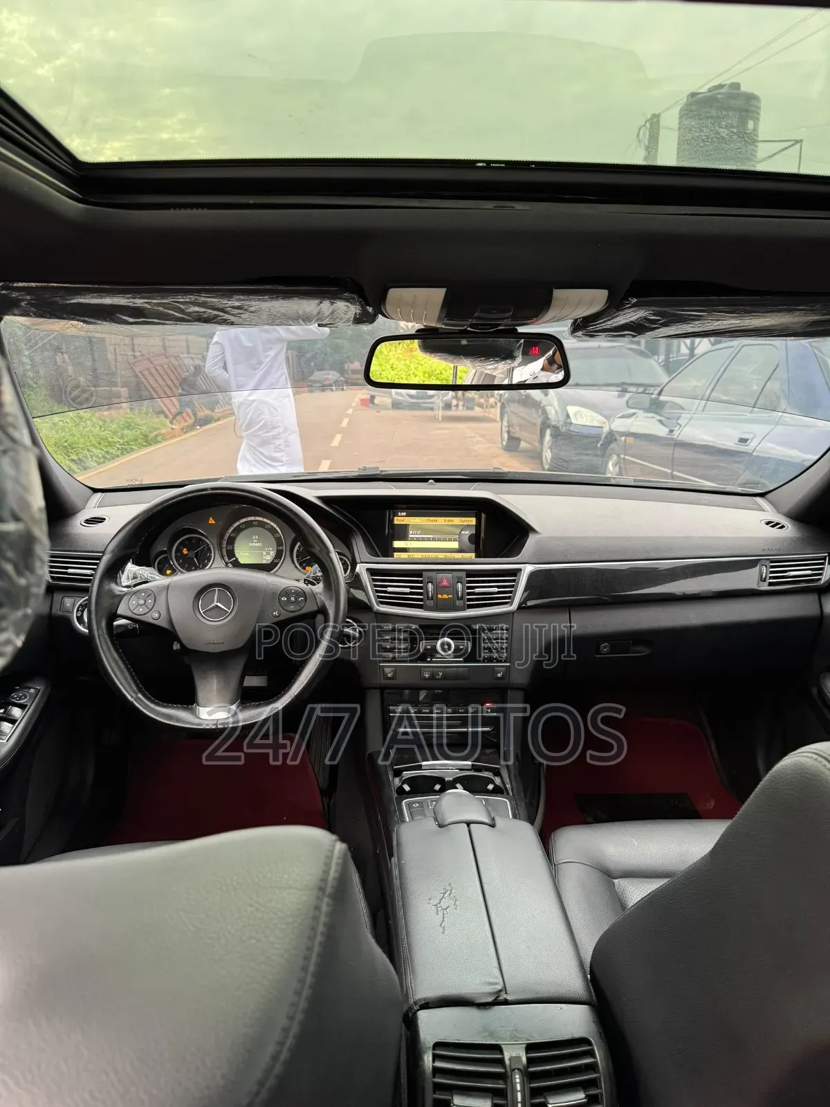 Mercedes-Benz E350 2011