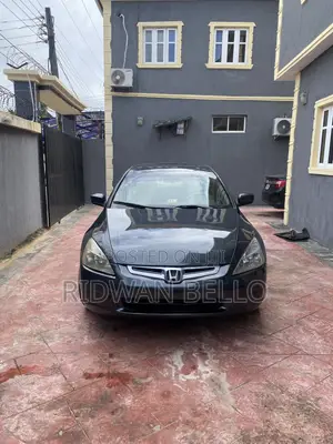 Honda Accord 2004 Gray