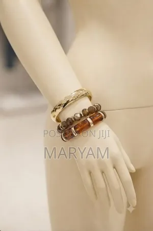 Marble-Effect Acrylic Bangle Stack Set