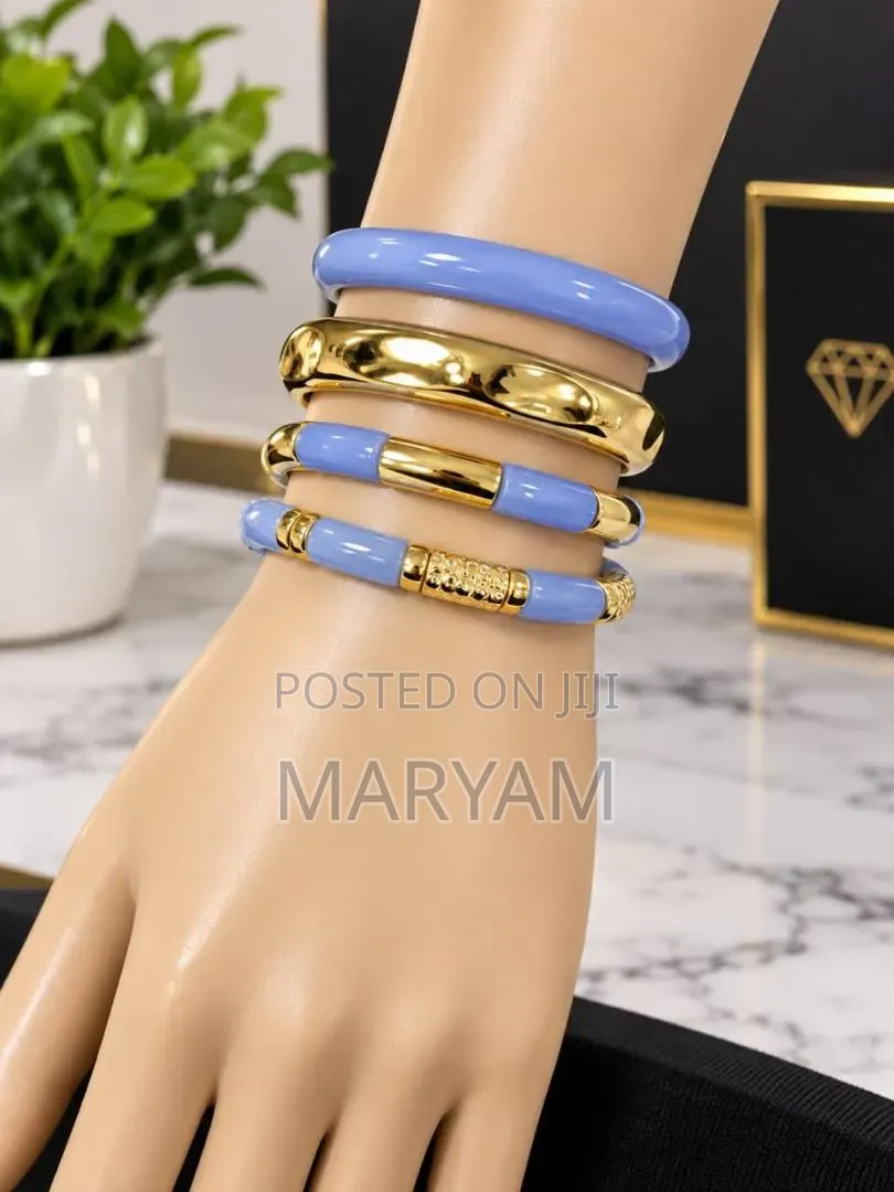 Marble-Effect Acrylic Bangle Stack Set