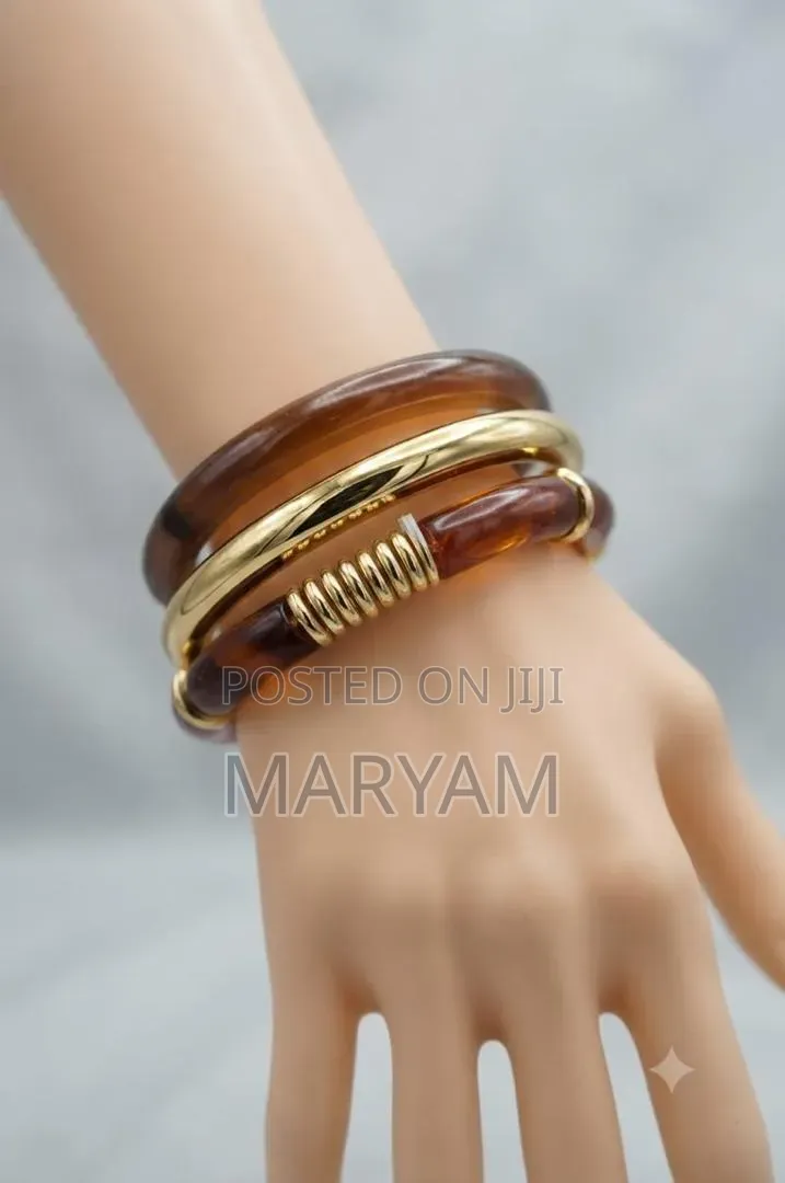 Marble-Effect Acrylic Bangle Stack Set