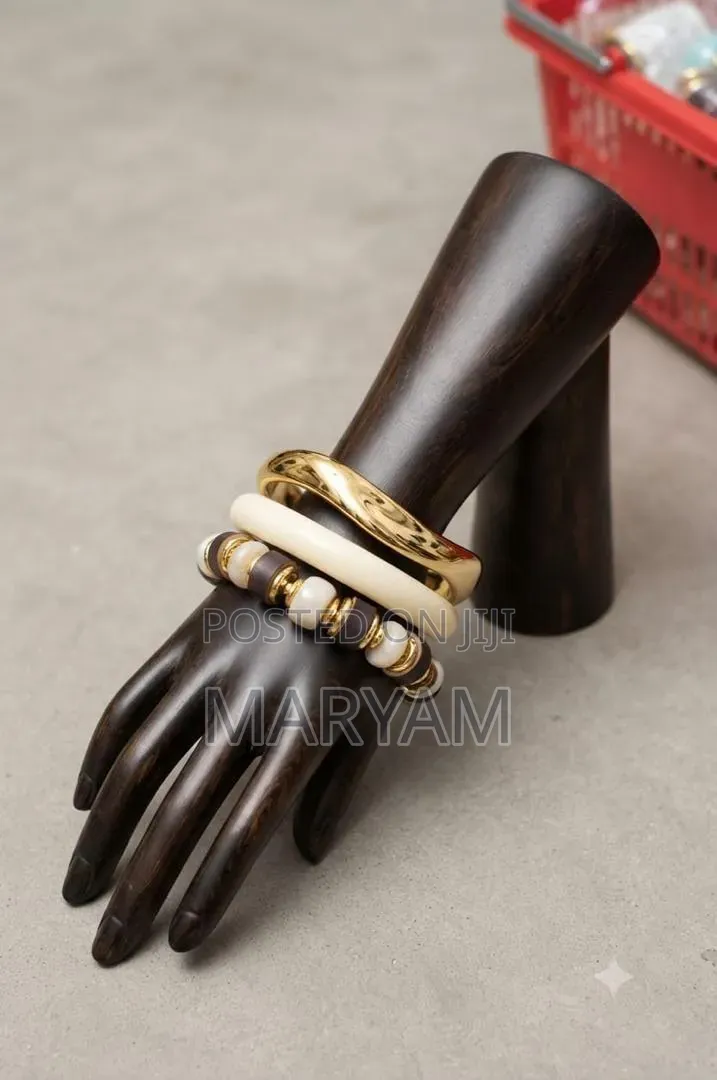 Marble-Effect Acrylic Bangle Stack Set