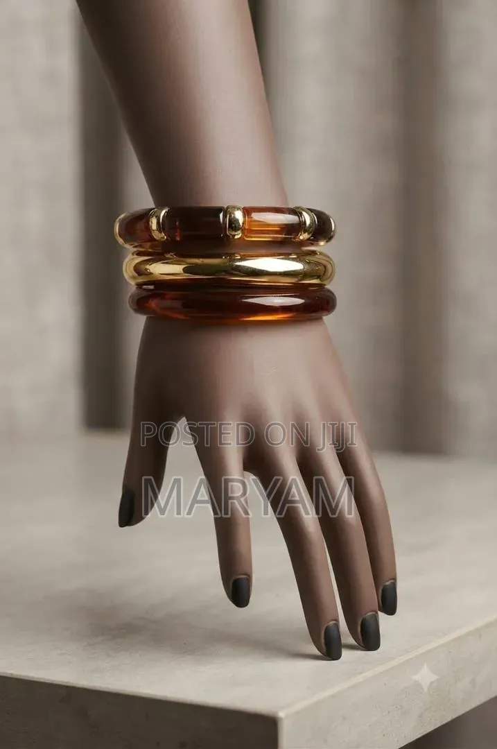 Marble-Effect Acrylic Bangle Stack Set