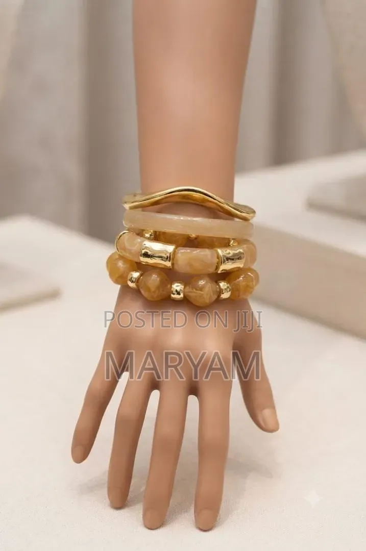 Marble-Effect Acrylic Bangle Stack Set