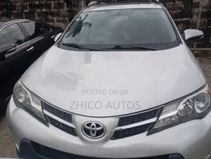 Toyota RAV4 Limited AWD (2.5L 4cyl 6A) 2013 Silver
