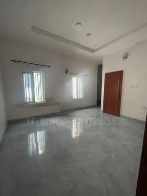 Studio Apartment in Chevron for rent
