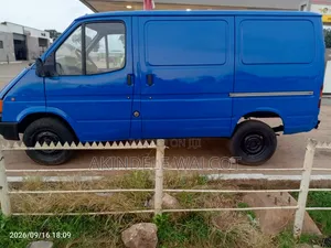 Ford Transit 2000 Blue