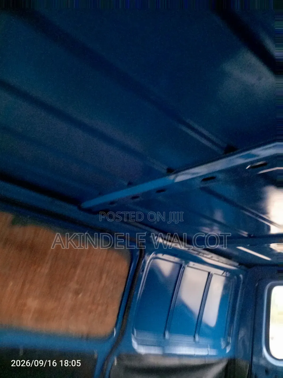 Ford Transit 2000 Blue