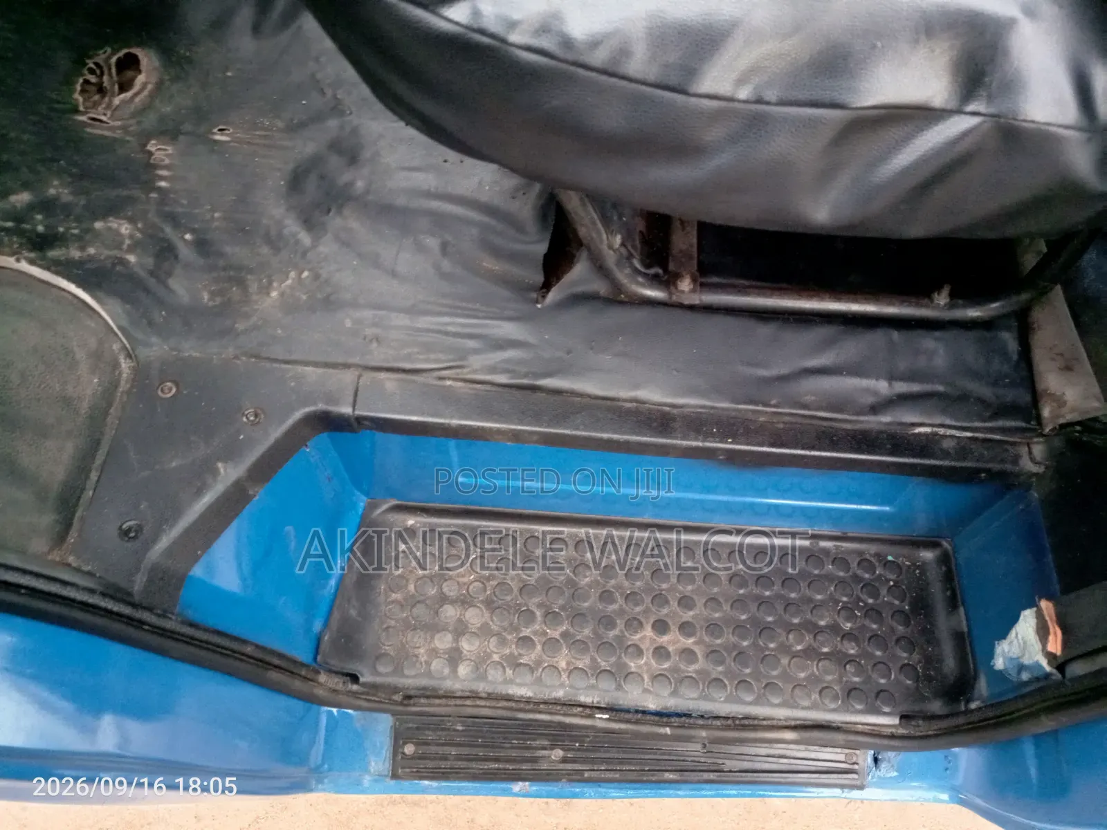 Ford Transit 2000 Blue