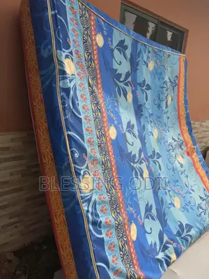 6by6 Mattress With 2pillows