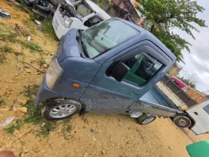 Suzuki Every 2012 Brown