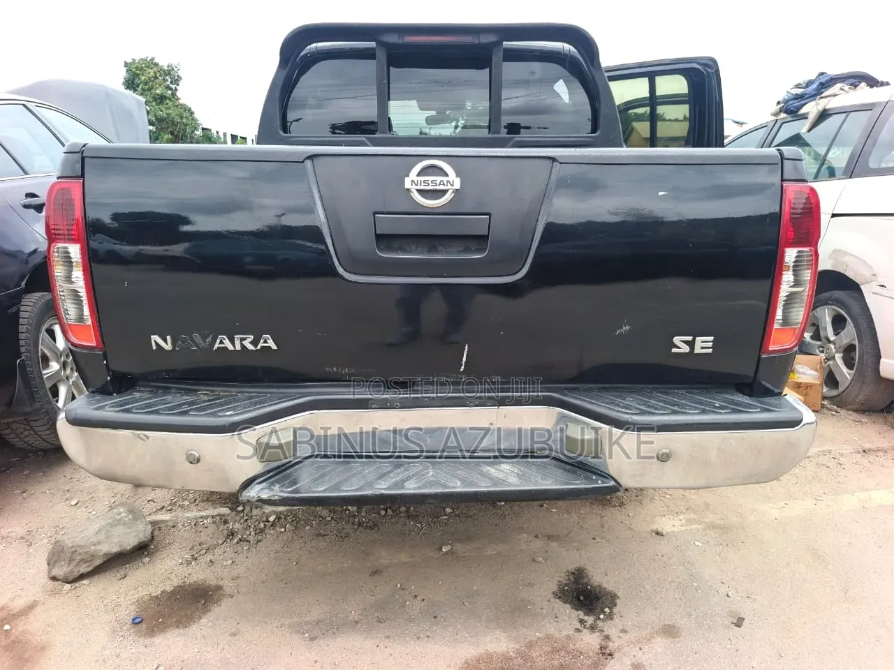 Nissan Navara 2013 Black