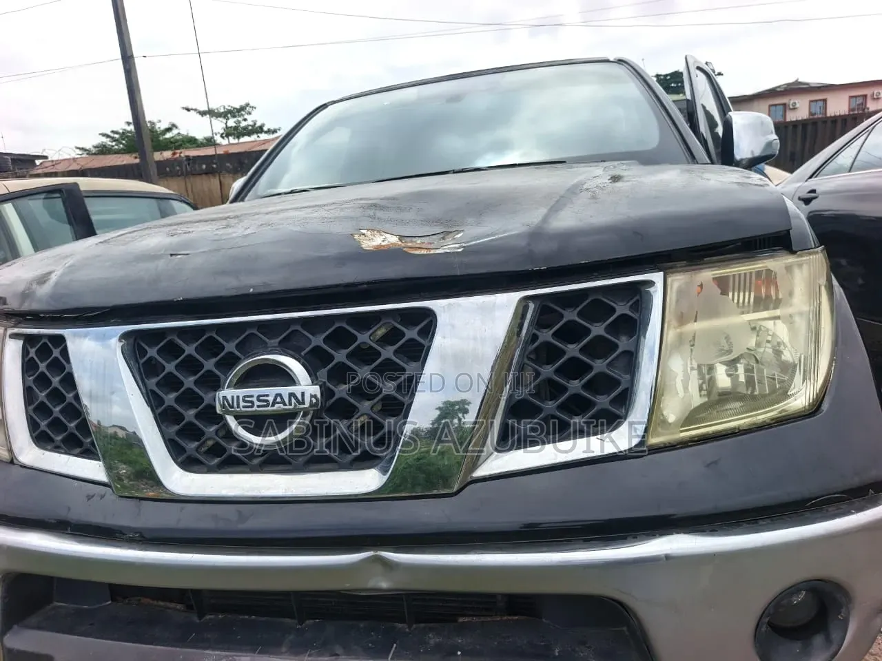 Nissan Navara 2013 Black