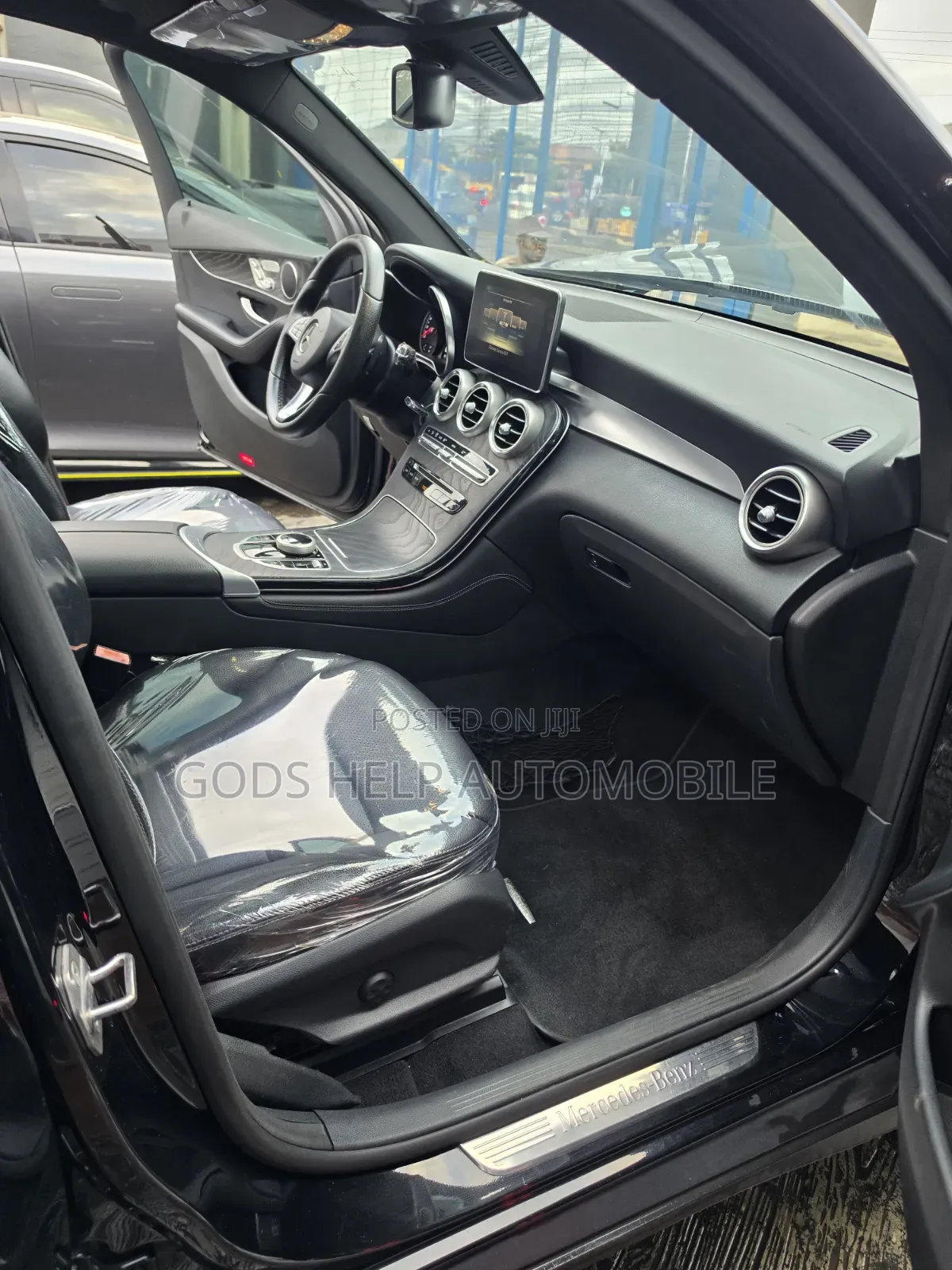 Mercedes-Benz GLC-Class 2017 Black