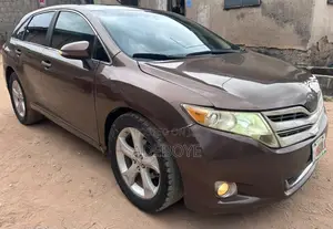 Toyota Venza 2012 Brown