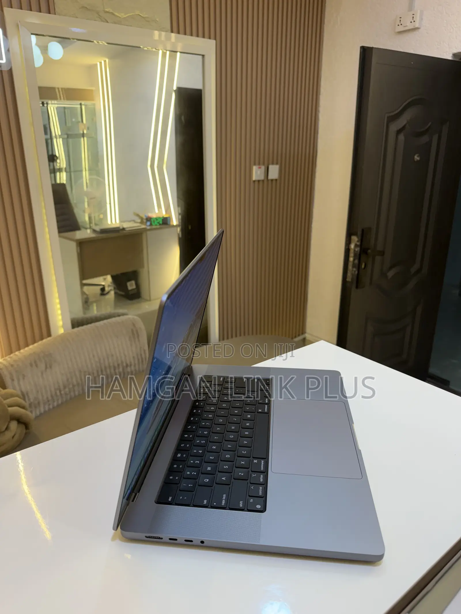 Laptop Apple MacBook Pro 2023 M2 Pro 32GB SSD 1T