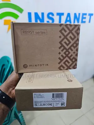 MikroTik RB951Ui-2HnD 2.4GHz Wireless Router