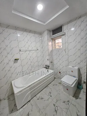 4bdrm Duplex in Zone B for rent