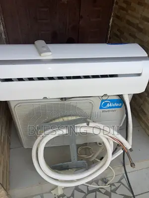 Midea 1.5hp Inverter AC With Accessories