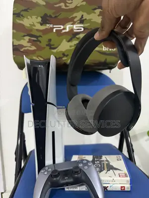 Ps5 Slim 1tb With Free Cd/ Pad/ Bag / Headset
