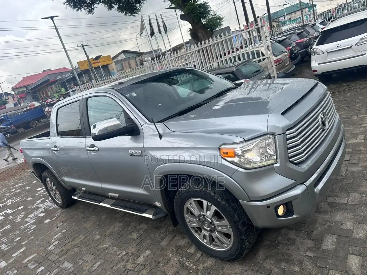 Toyota Tundra 2017 Silver
