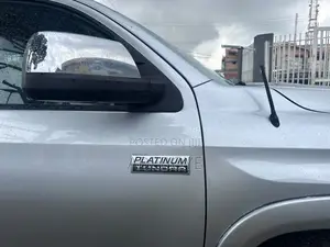 Toyota Tundra 2017 Silver