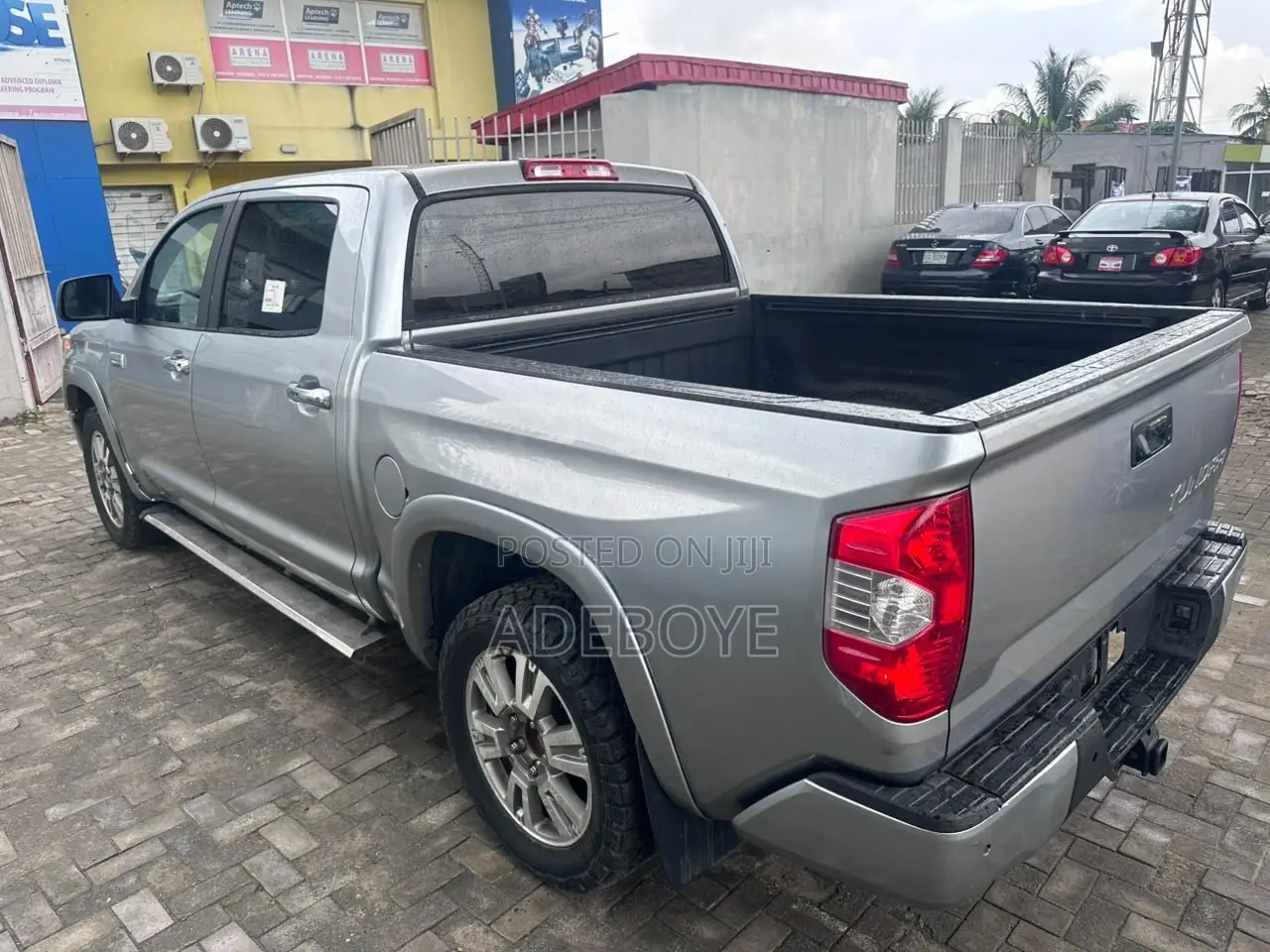 Toyota Tundra 2017 Silver