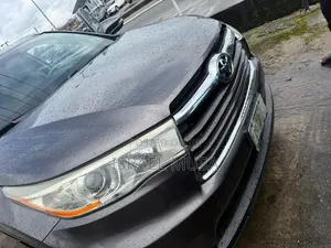 Toyota Highlander 2015 Gray