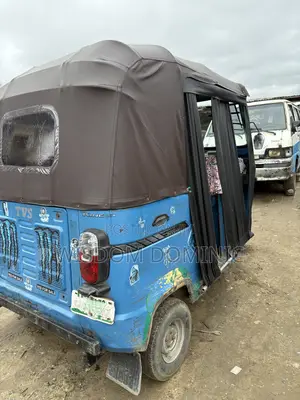 TVS King Cargo 2023 Blue