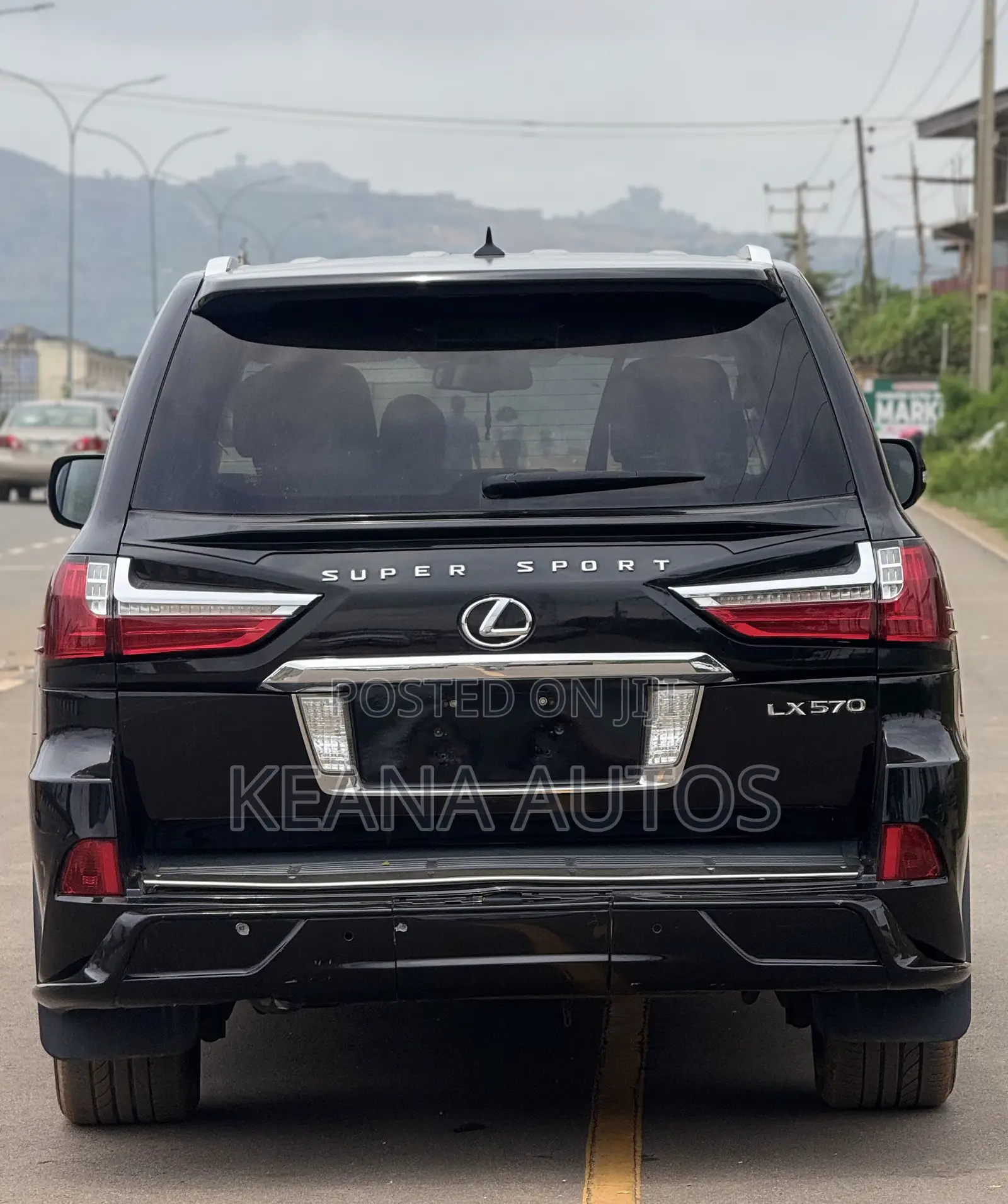 Lexus LX 570 2012 Black