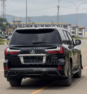 Lexus LX 570 2012 Black