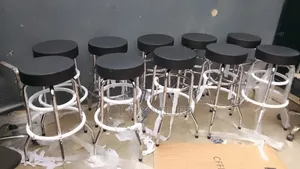 Good Bar Stools With Stainless Lag
