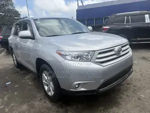 Toyota Highlander 2013 Silver